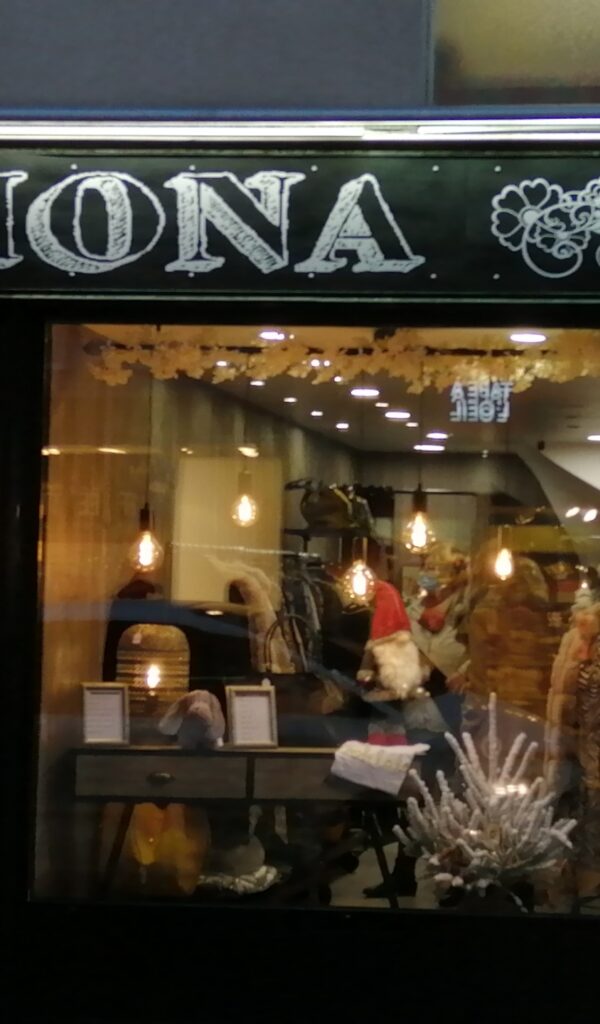 Iona